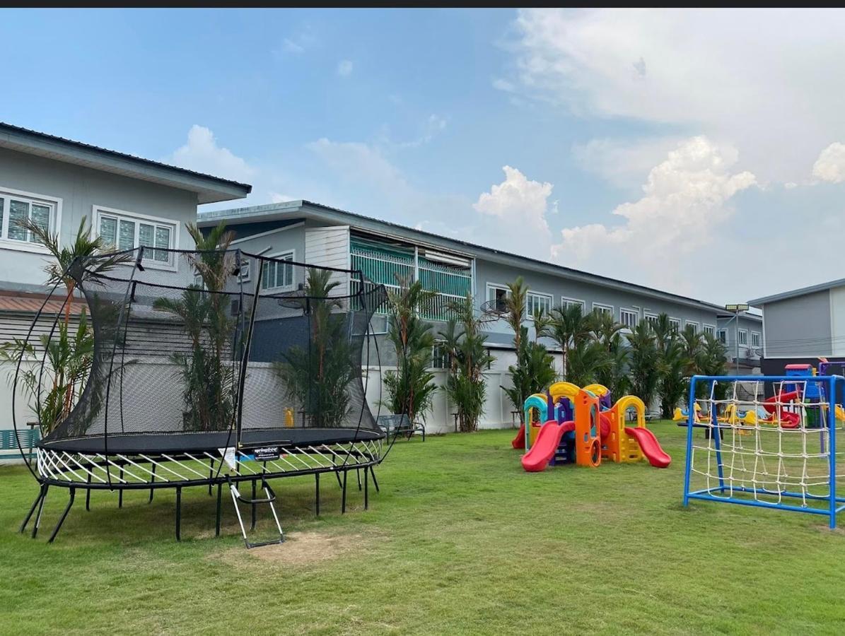 Nice Stay House At Khlong Sam Rangsit Exterior photo